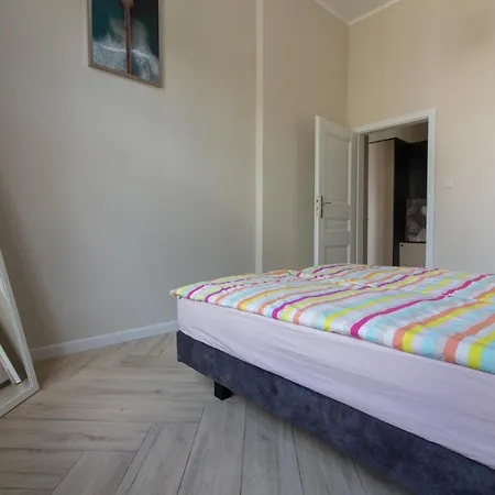Comfy And Bright- Golden Apartments- Green Area- Oldtown Apartmán *